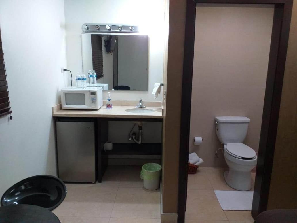 Premier Hotel Suites Ciudad Obregón المظهر الخارجي الصورة